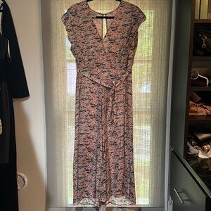 Beautiful floral Scott and Soda dress. Only worn once.